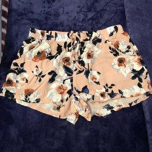 Floral Loose Shorts
